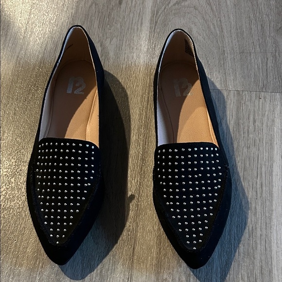 R2 Shoes - R2 Black Loafers with Silver Studs (NWOT)